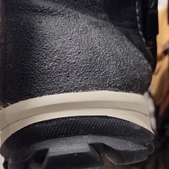 Timberland boys boots - Picture 6 of 7